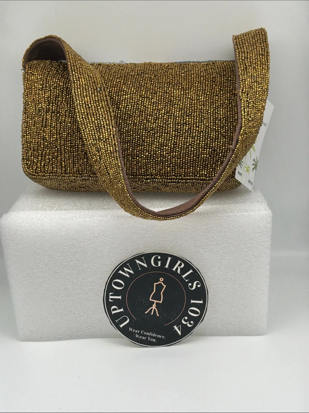 America & Beyond Express Beaded & Sequin Clutch – NWT – MSRP $99